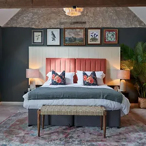 https://the-langford-inn.tophotelsbath.com